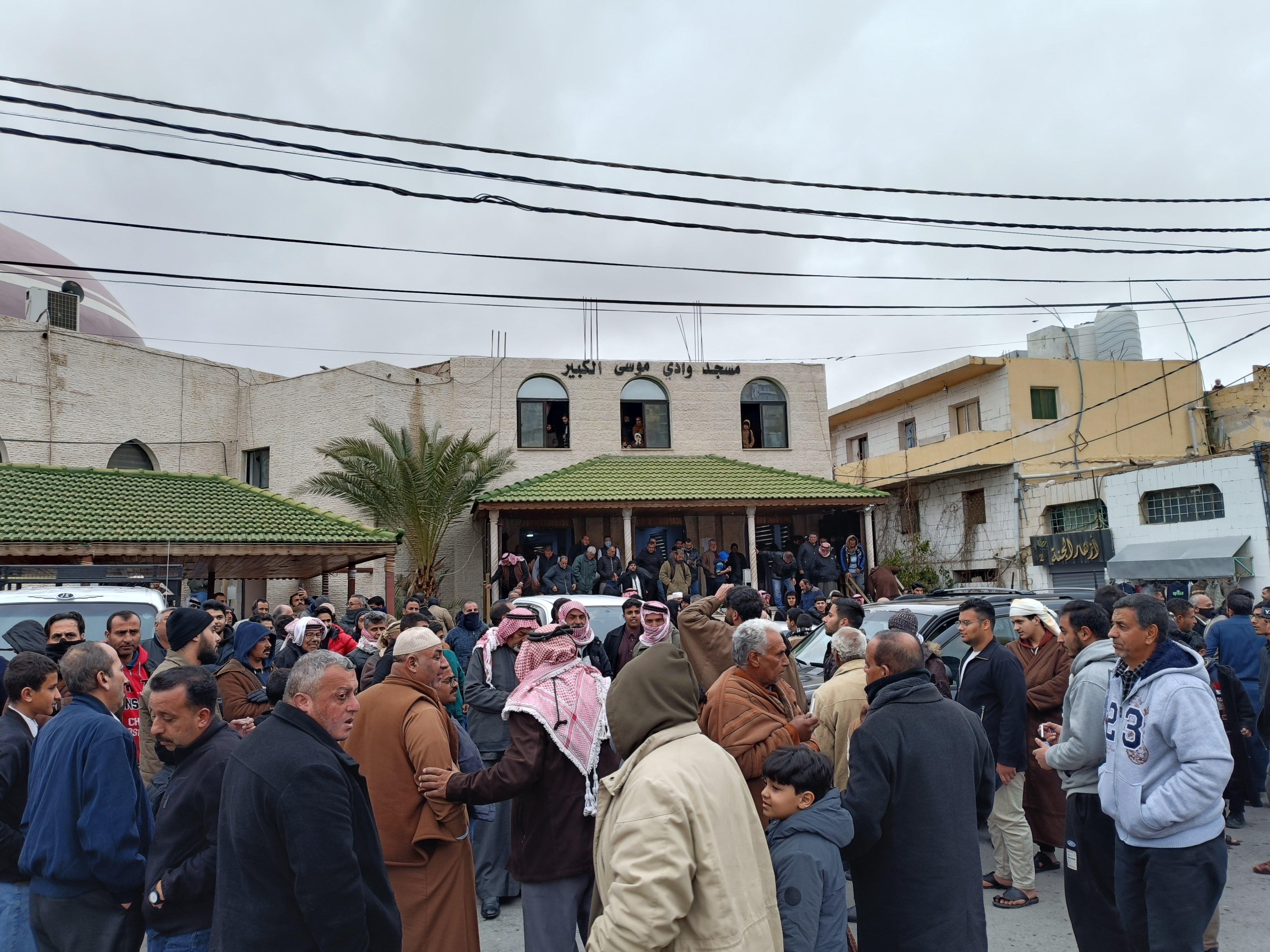  وقفة احتجاجية ومسيرة في وادي موسى رفضاً لتهجير الفلسطينيين 