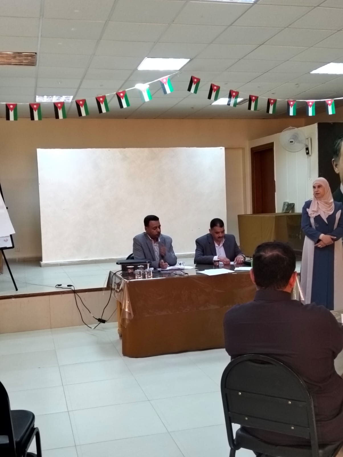 تربية منطقة معان تقيم ورشة تثقيفية و إعدادية للطلبة المُتأهلين لمسابقة تحدي القراءة العربي  