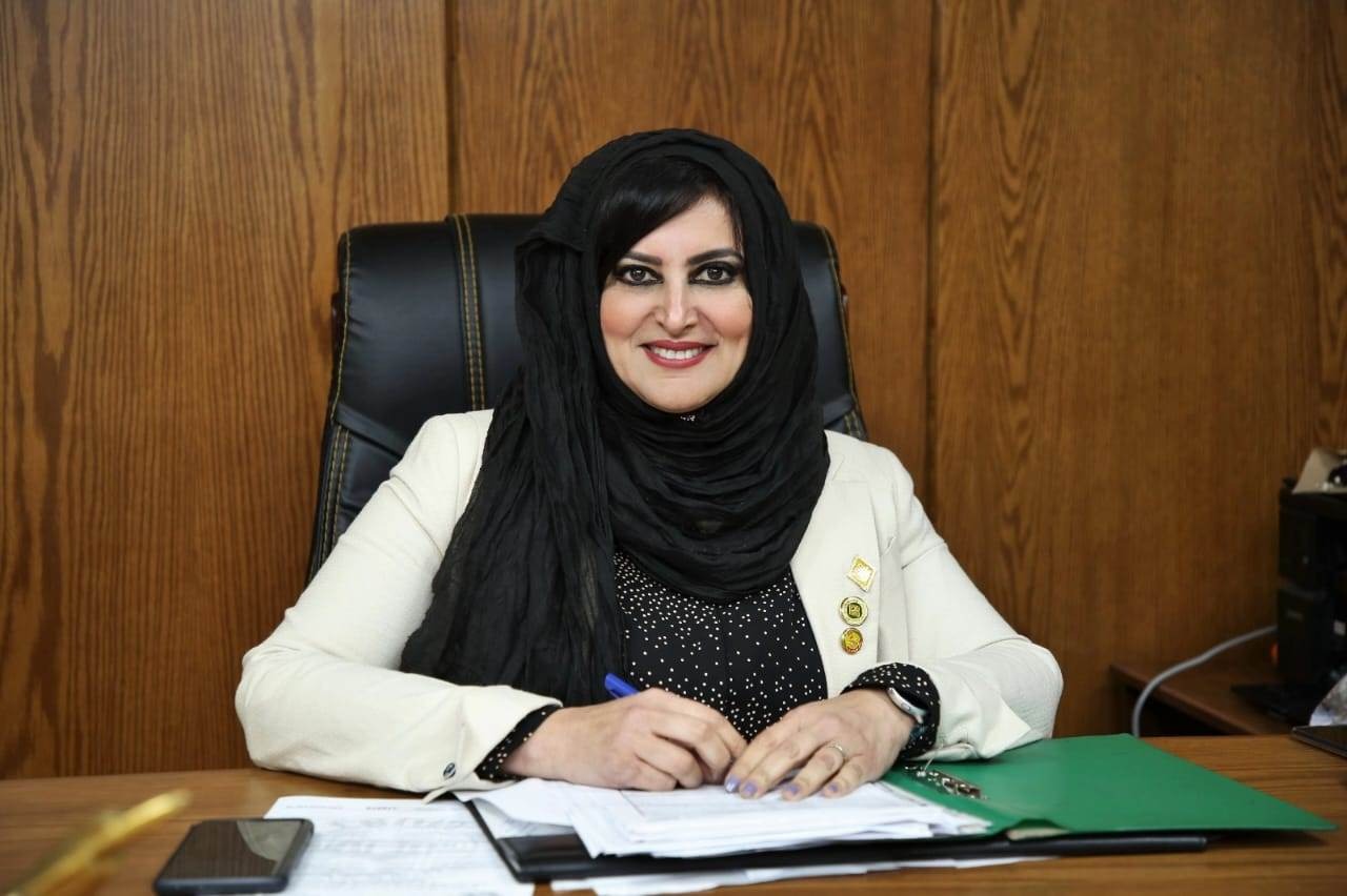 الدكتورة غادة محمد عامر زيارة ماكرون لمصر ترسخ العلاقات المصرية  وخطوه لمواجهة التحديات