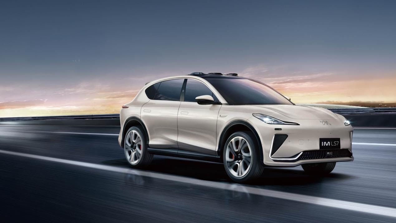 سمارت موبيليتي إنترناشونال تتطلع إلى الشراكة مع IM Motors لدولة الإمارات والسعودية
