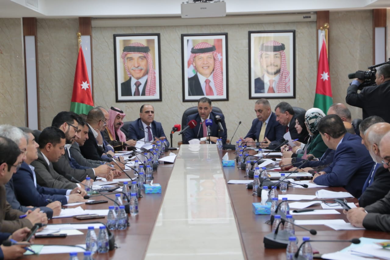 الاقتصاد النيابية تبحث قانون الأبنية 2025 والشواربة يؤكد: لا ضرائب جديدة