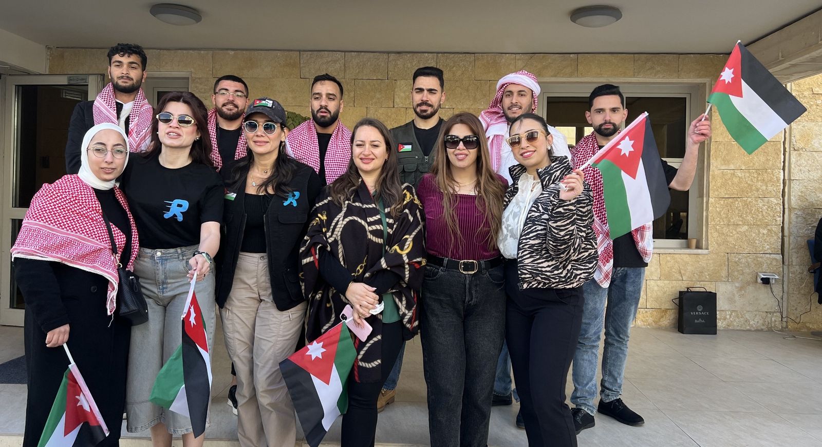 مجمع الملك الحسين يحتفي بيوم العلم الأردني