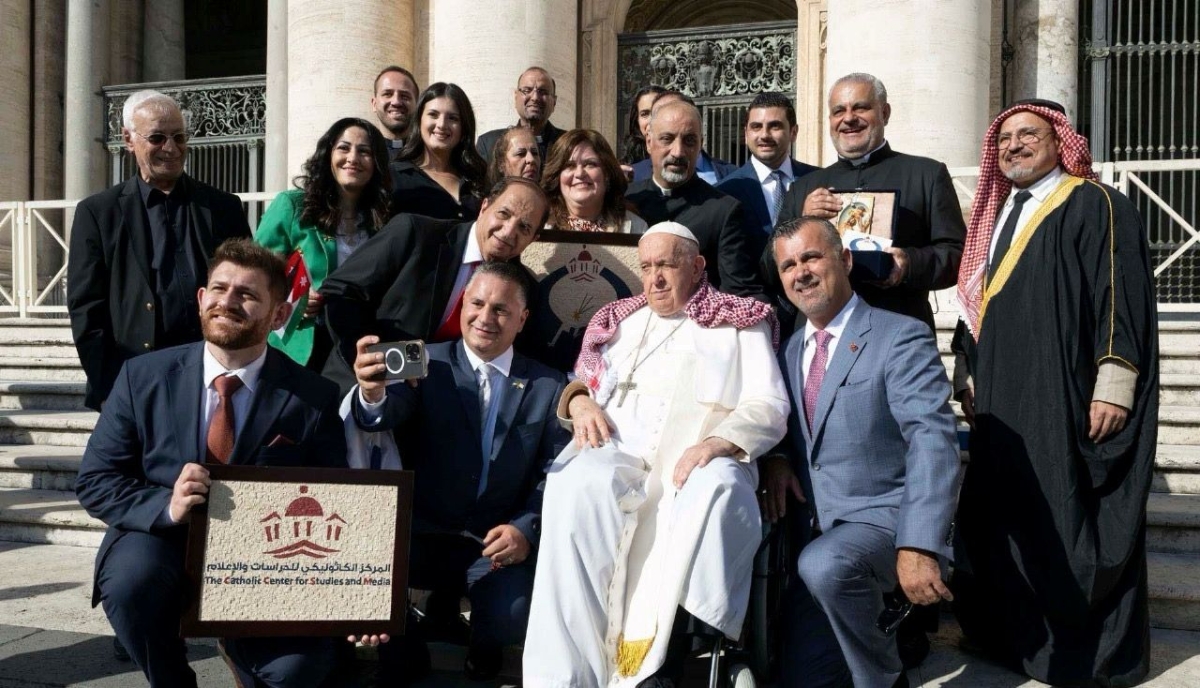 المركز الكاثوليكي للدراسات والإعلام ينعى رحيل قداسة البابا فرنسيس