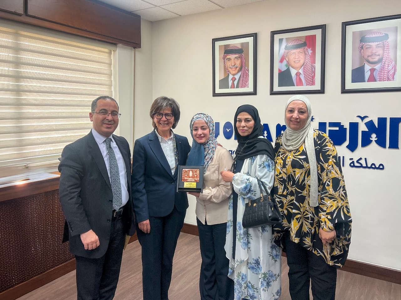 السياحة : تكرم أدلاء سياحيين من ذوي الإعاقة البصرية و السمعية خلال انعقاد أولى جلسات المجلس الوطني للسياحة