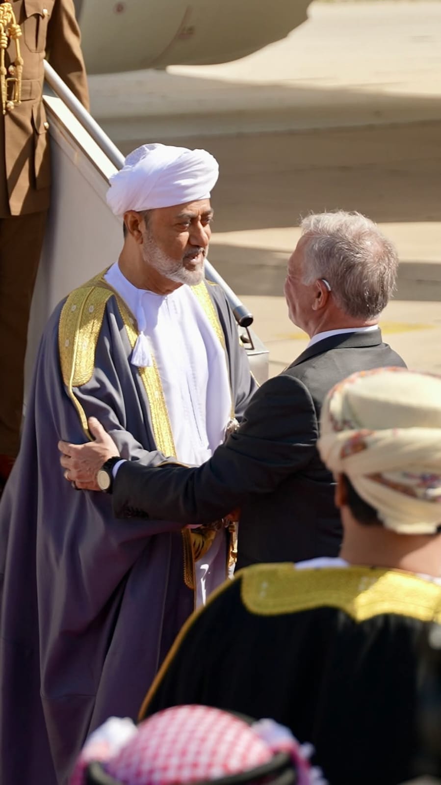 صالح الحمداني يكتب يوم العلم الأردني وعلاقات الأخوة بين سلطنة عُمان والمملكة الأردنية الهاشمية 