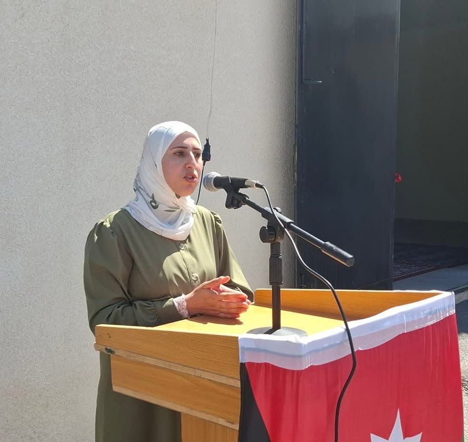 وزير الصناعة والتجارة يفتتح مركز الإعلاف في ماعين .