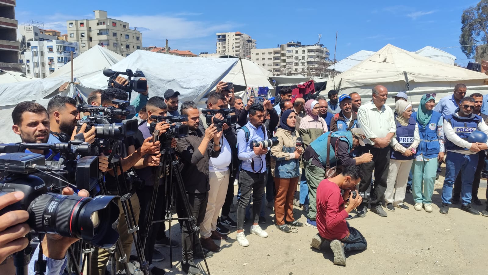 غزة: نقابة الصحفيين الفلسطينيين تنظم وقفة بمناسبة اليوم العالمي لحرية الصحافة