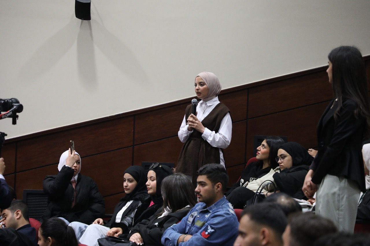 الخصاونة في حواريات الشرق الأوسط: الشباب البترول والغاز والطاقة الحقيقية للأردن