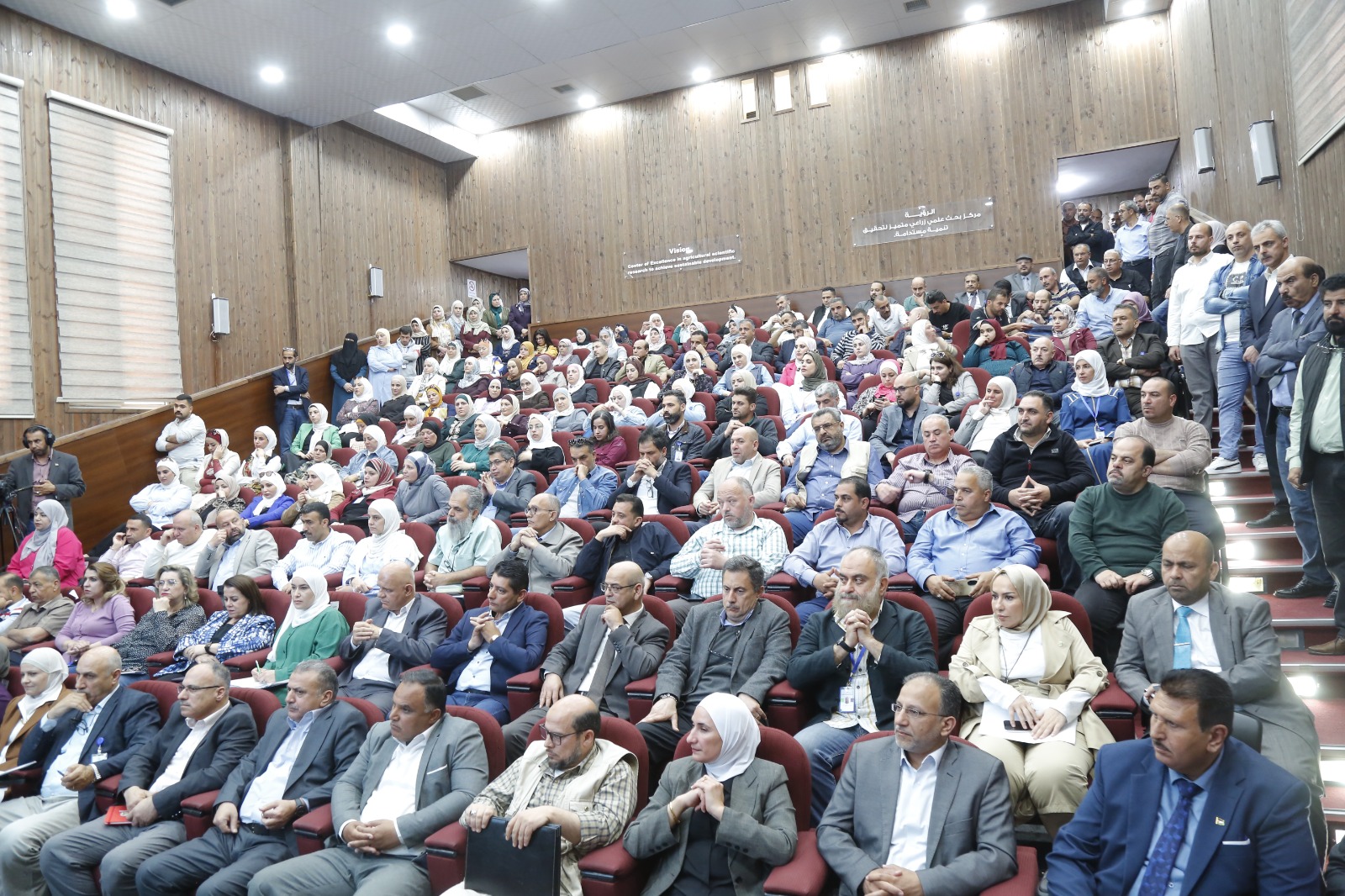 مدير عام البحوث الزراعية يلتقي الموظفين ويوجّه لتعزيز البحث العلمي
