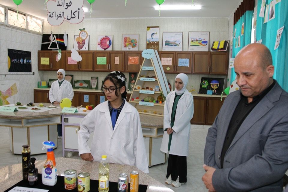 الحباشنة يفتتح معرض الغذاء الصحي لمدارس تربية معان