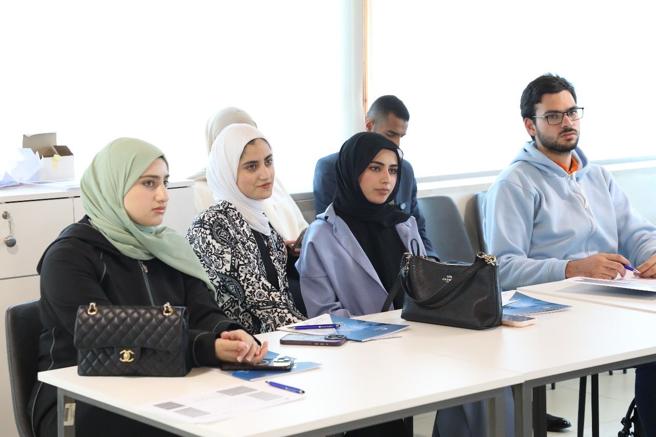 دورات تدريبية مجانية في الشرق الأوسط تدفع بجاهزية الطلبة والخريجين لسوق العمل