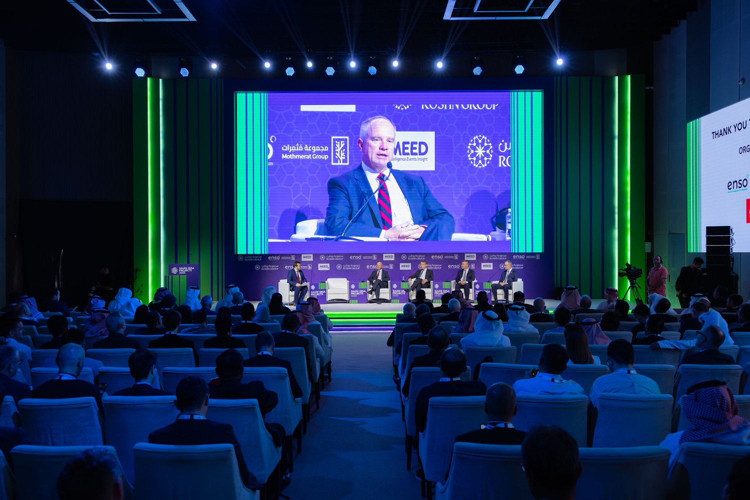 انطلاق قمة المشاريع العملاقة السعودية 2025  بحضور وزخم عالمي