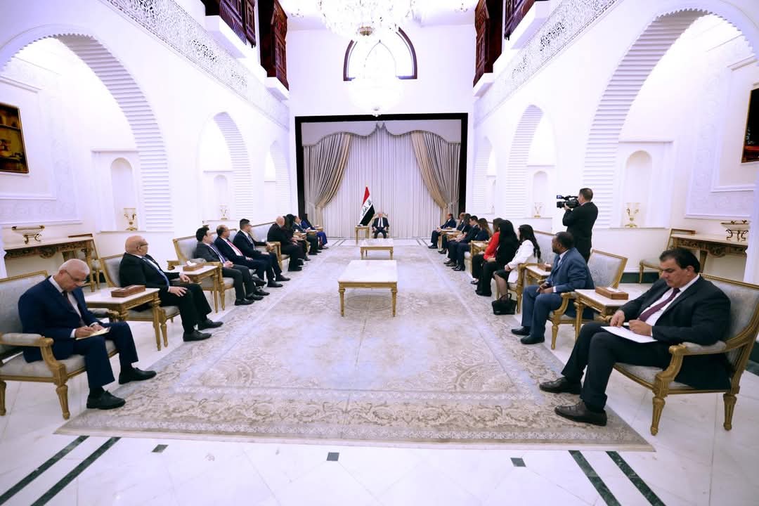 خلال استقباله للوفد الاعلامي للجامعة العربية  الرئيس العراقي يؤكد على أهمية نقل الصورة الحقيقية عن الاستقرار الأمني في العراق والتعايش المشترك بين جميع مكونات المجتمع العراقي،