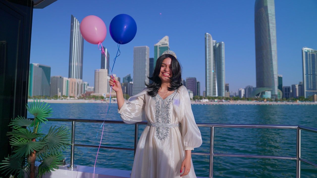 في أجواء حالمة... تحقيق أمنية تُدخل الفرح إلى قلب الطفلة شام في عيد ميلادها الخامس عشر