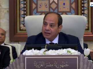الرئيس السيسي يغادر بغداد بعد مشاركته بالقمة العربية ولقاءه السوداني