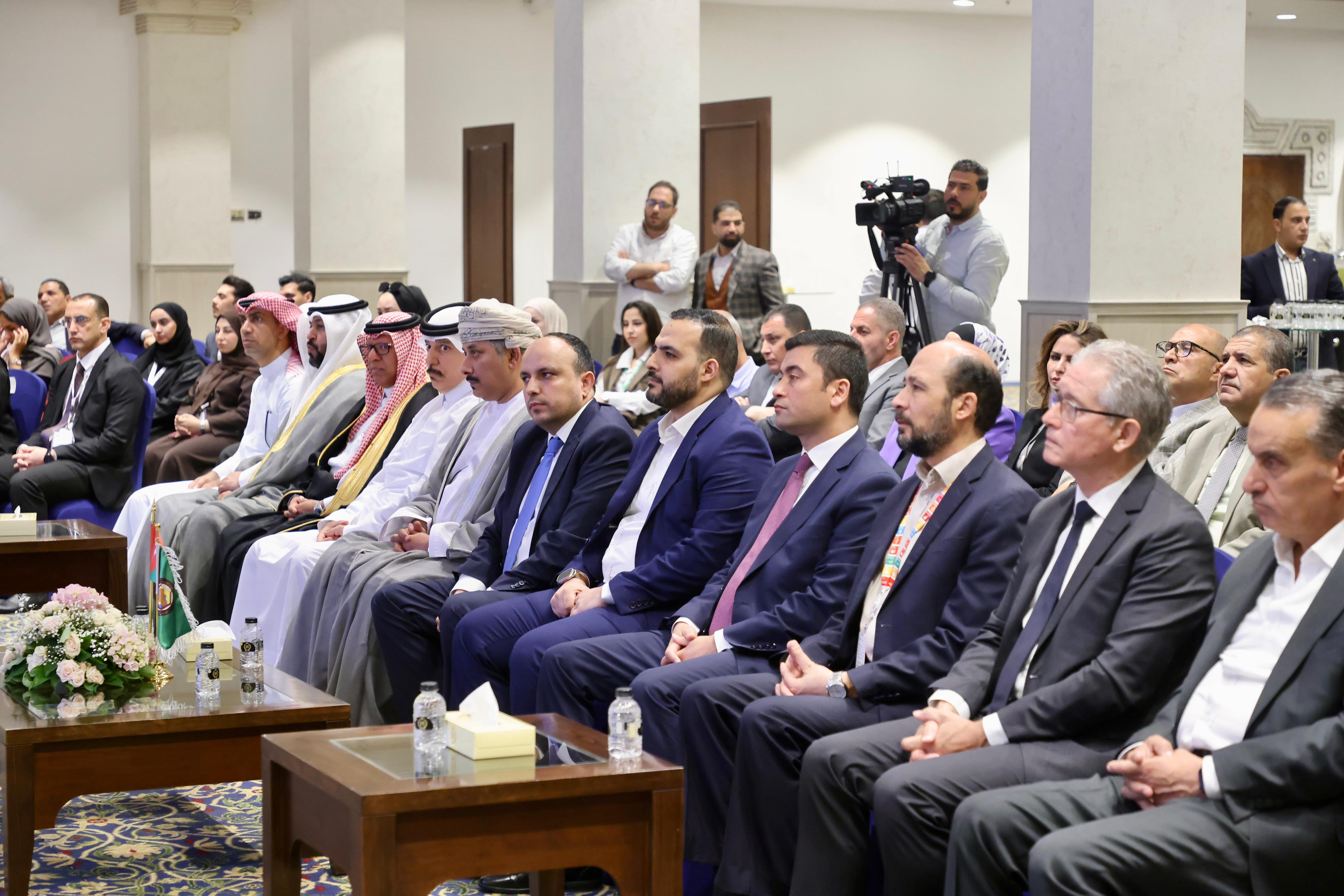 وزير الشباب يرعى حفل إطلاق برنامج توظيف التكنولوجيا الحديثة للحد من تداعيات التغير المناخي لعام 2025