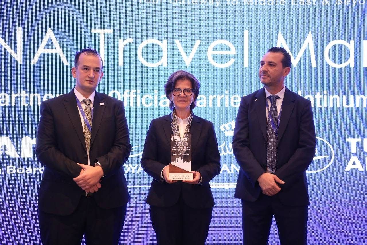 مندوبا عن رئيس الوزراء ، وزيرة السياحة والاثار تطلق فعاليات ملتقى مينا تراڤل