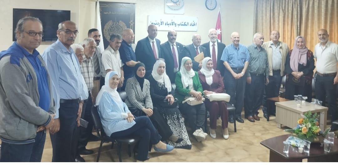 أمسية شعرية في اتحاد الكتّاب احتفالًا بعيد الاستقلال