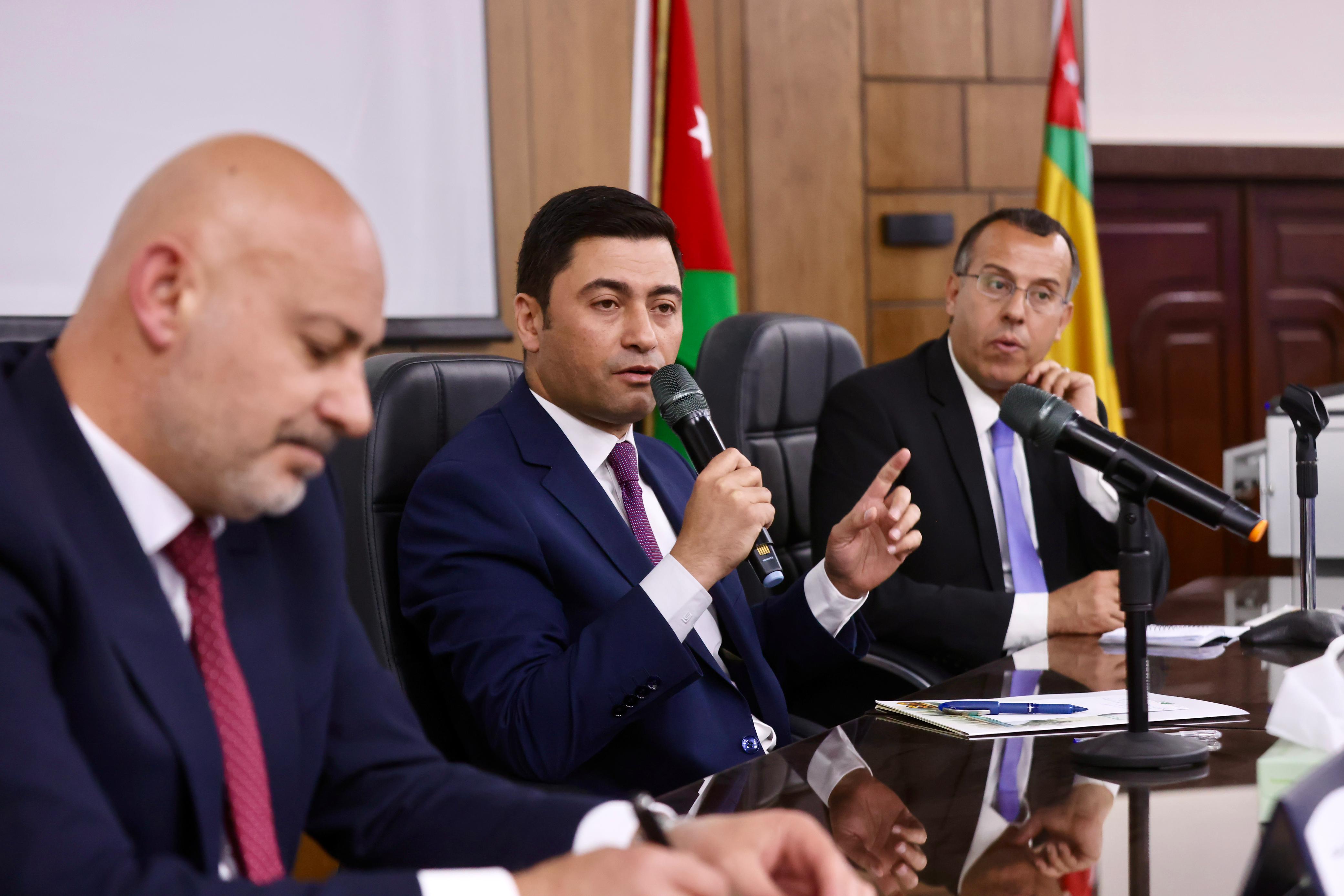 وزارة الشباب والجامعة الأردنية تنظّمان لقاءً تعريفياً بجائزة الحسين للعمل التطوعي