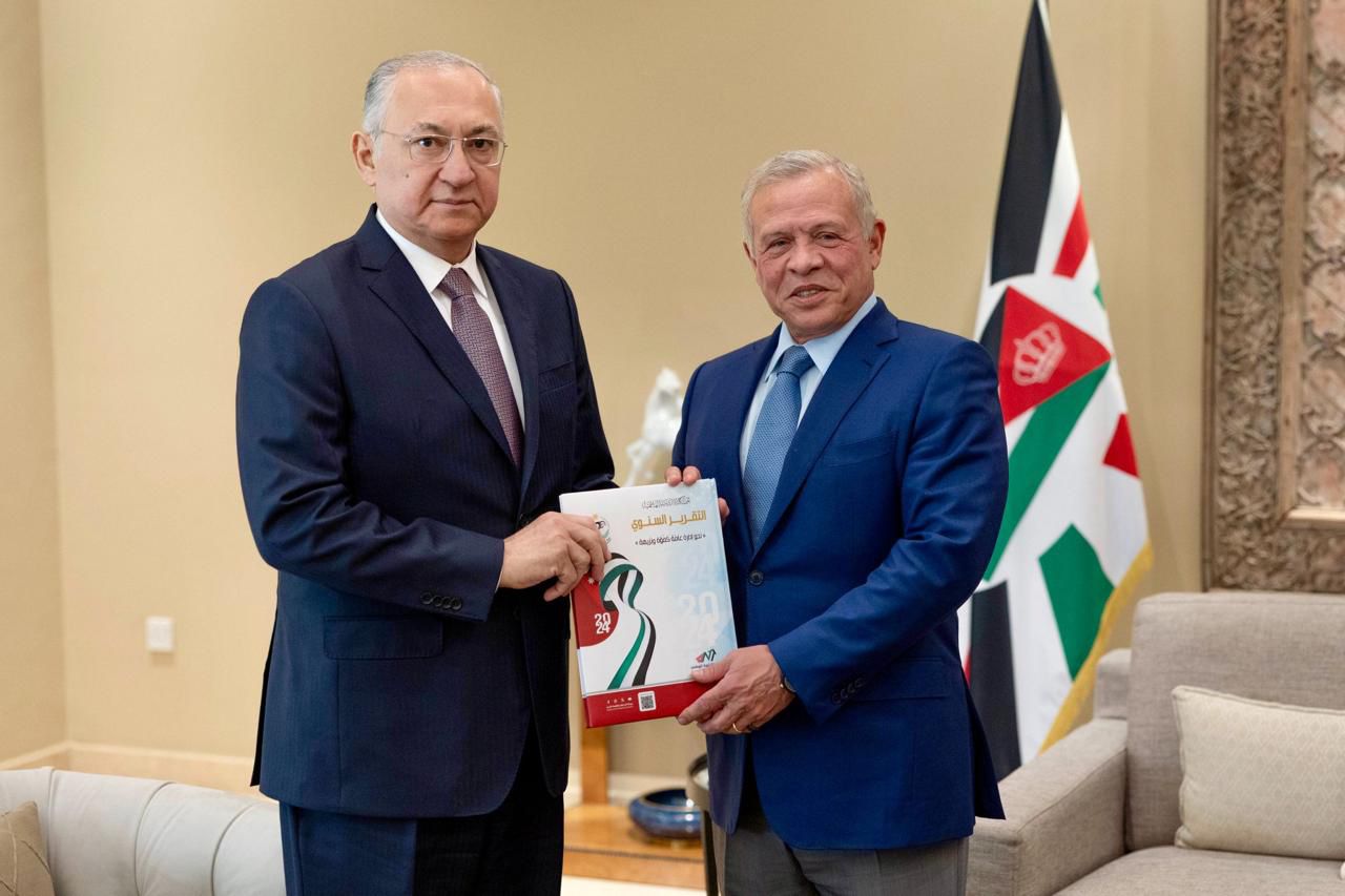 الملك يتسلّم التقرير السنوي  لهيئة النزاهة  لعام 2024.