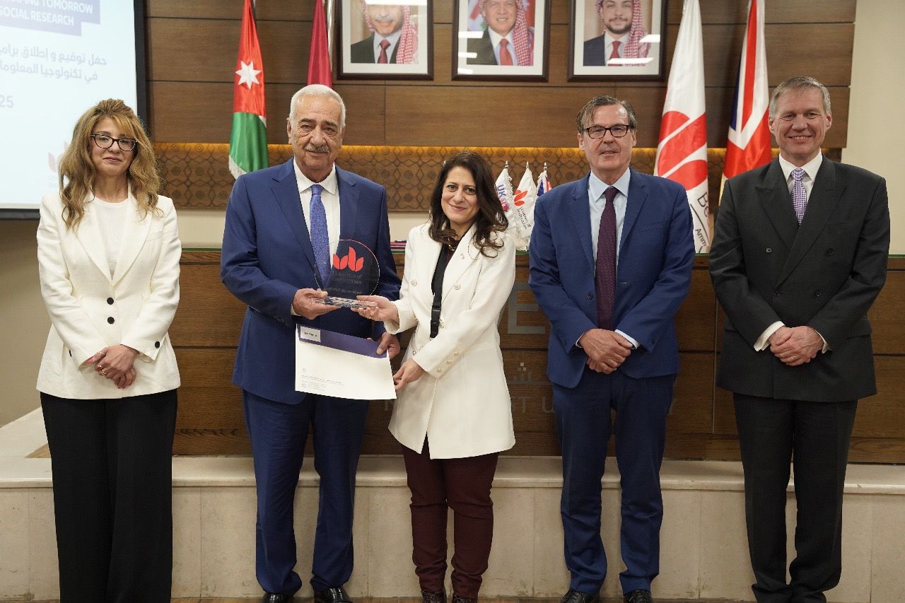 محطة جديدة من التقدم… إطلاق 3 برامج دكتوراة نوعية ومستضافة لجامعة بيدفوردشير البريطانية في الشرق الأوسط  