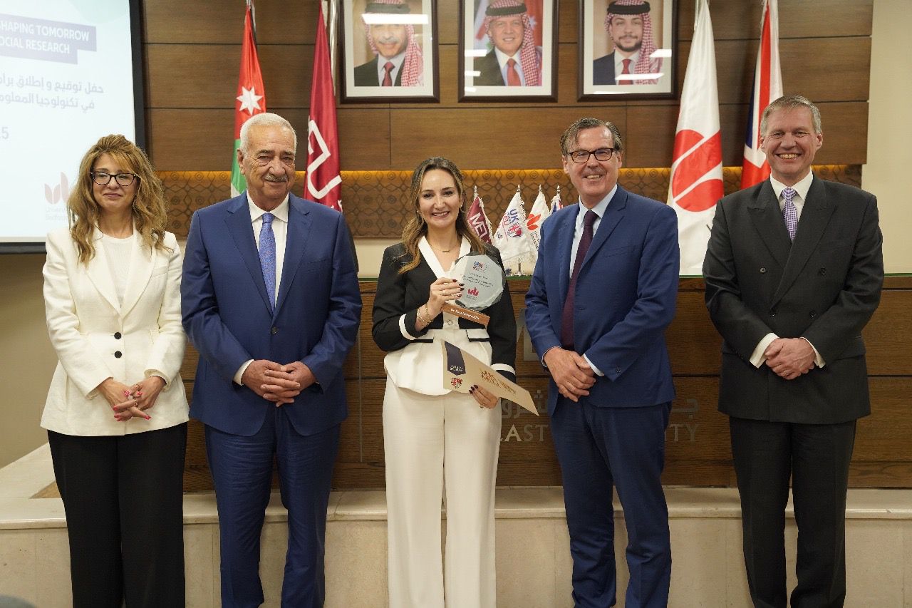 محطة جديدة من التقدم… إطلاق 3 برامج دكتوراة نوعية ومستضافة لجامعة بيدفوردشير البريطانية في الشرق الأوسط  