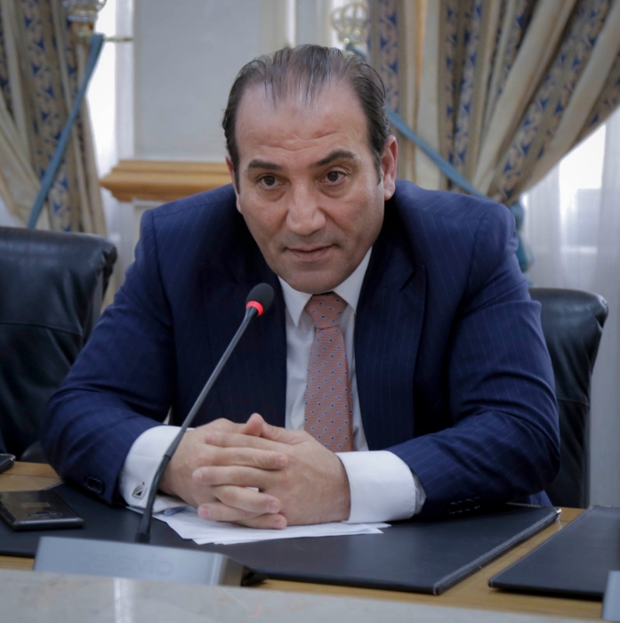 نقيب المقاولبن يترأس وفداً من نقابة المقاولين الى سوريا