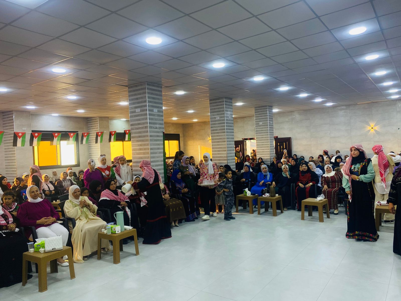 الاستقلال في عيون نشميات الازايدة .... ( تاريخ وحضارة )