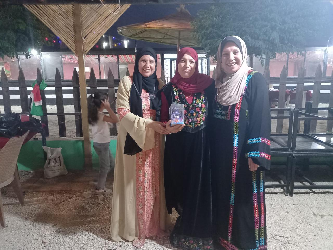 أصايل مادبا.. احتفال نسائي مختلف بعيد الاستقلال في أحضان سد الوالة