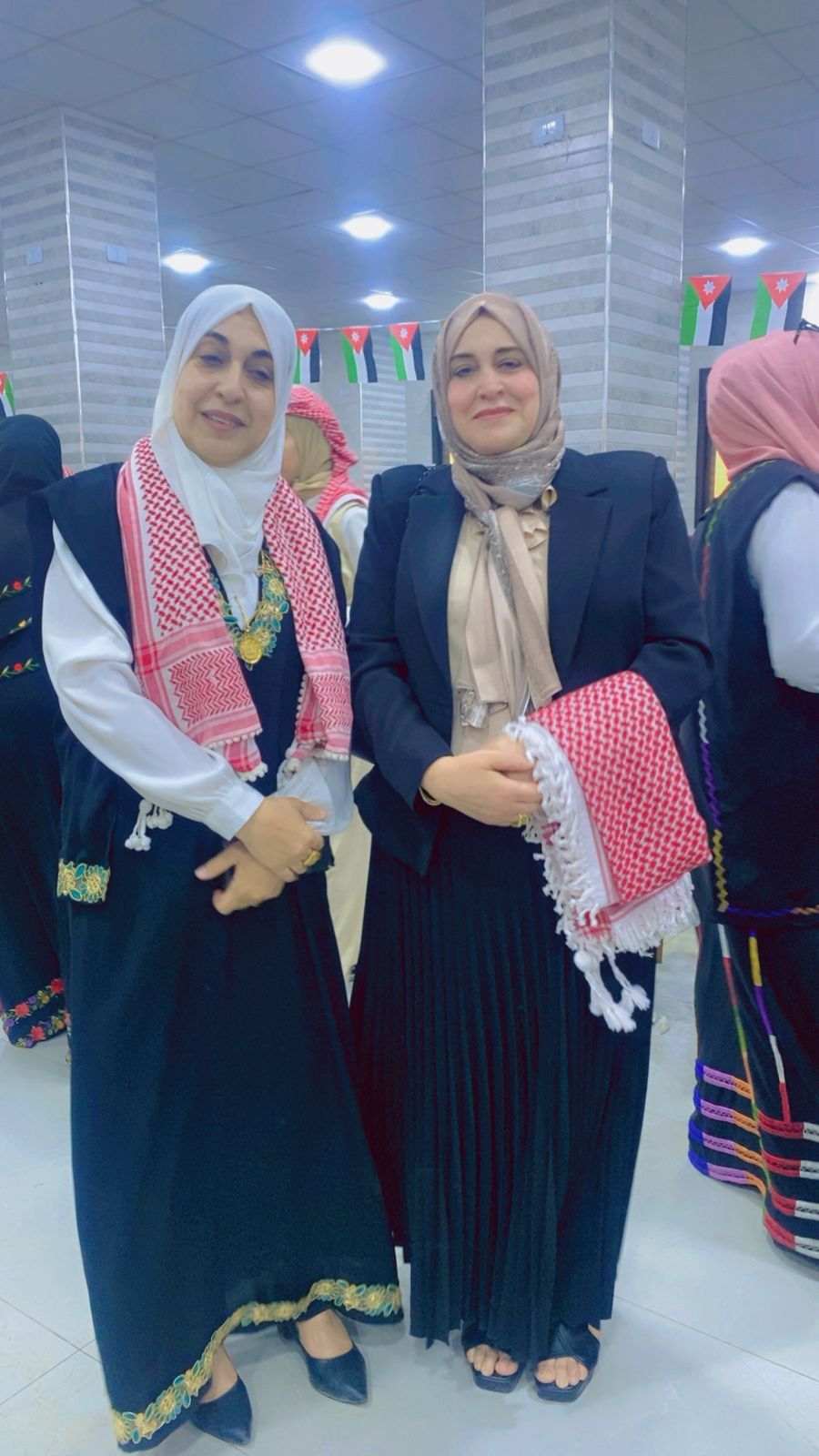 الاستقلال في عيون نشميات الازايدة .... ( تاريخ وحضارة )