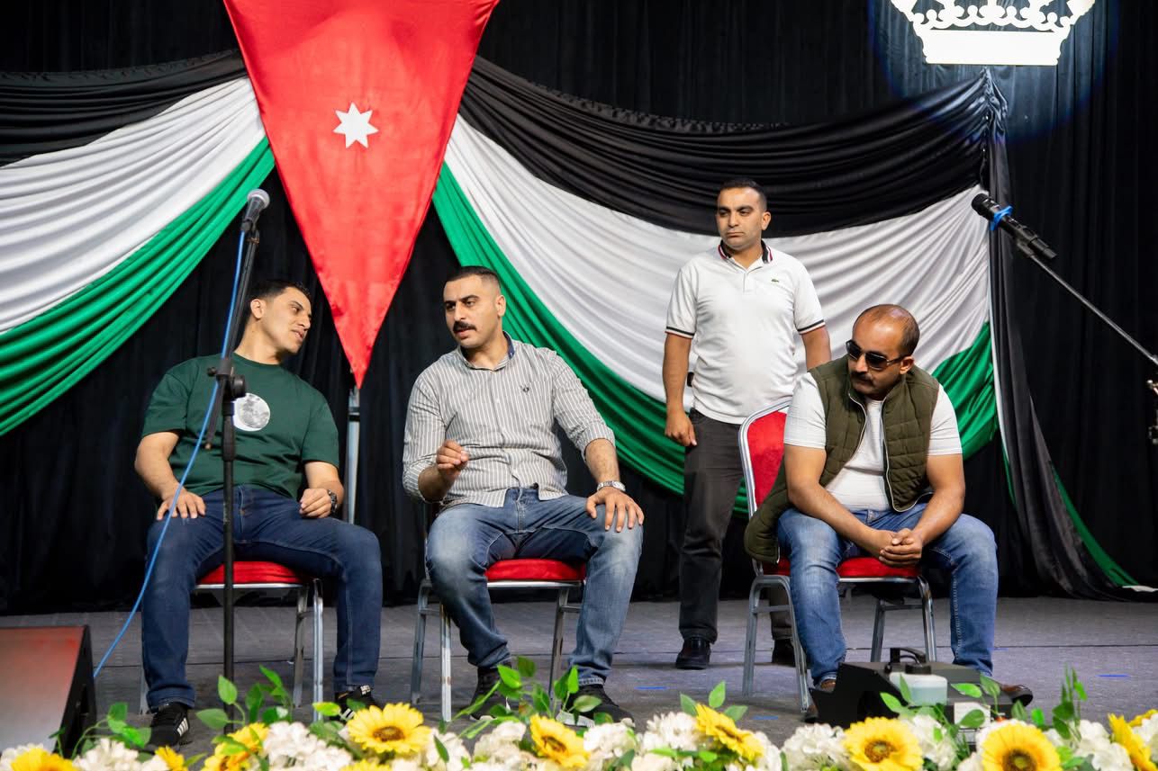 المدارس العمرية تحتفل بعيد الاستقلال برعاية عطوفة متصرف لواء الجامعة رامي البدر