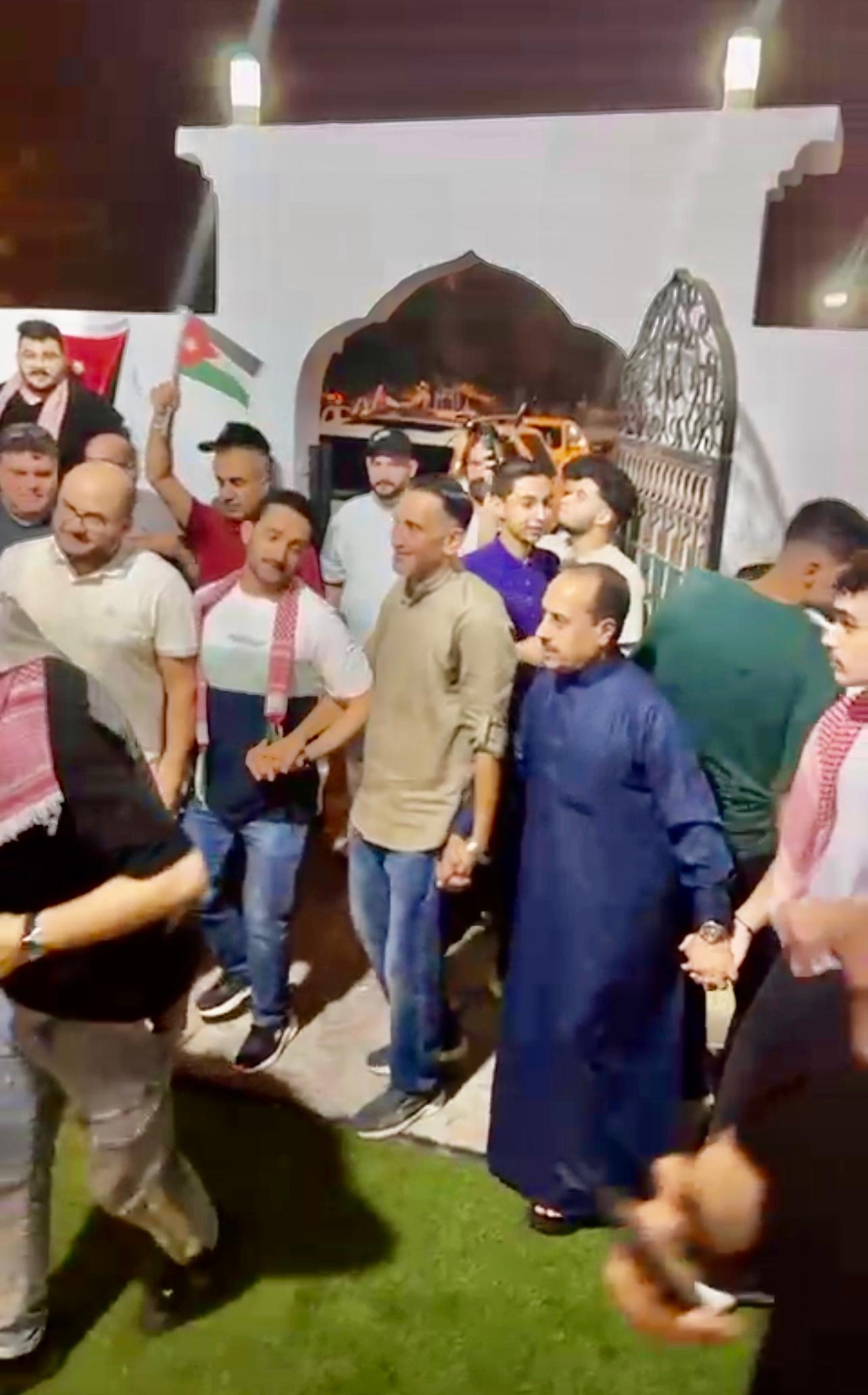 كلنا فائزون .. لأننا كنا معًا يا أبناء الجالية الأردنية الكرام،