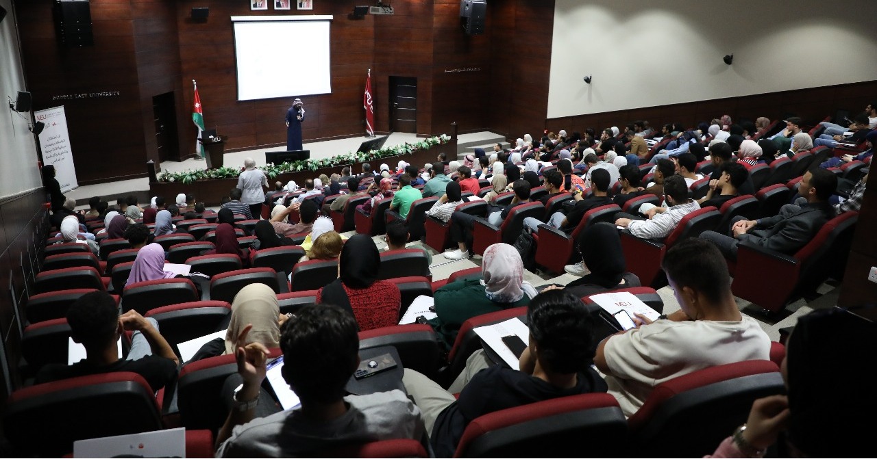 نقاشات ثرية وموسعة في اليوم العلمي الأول لـكلية العلوم الطبية المساندة في الشرق الأوسط"