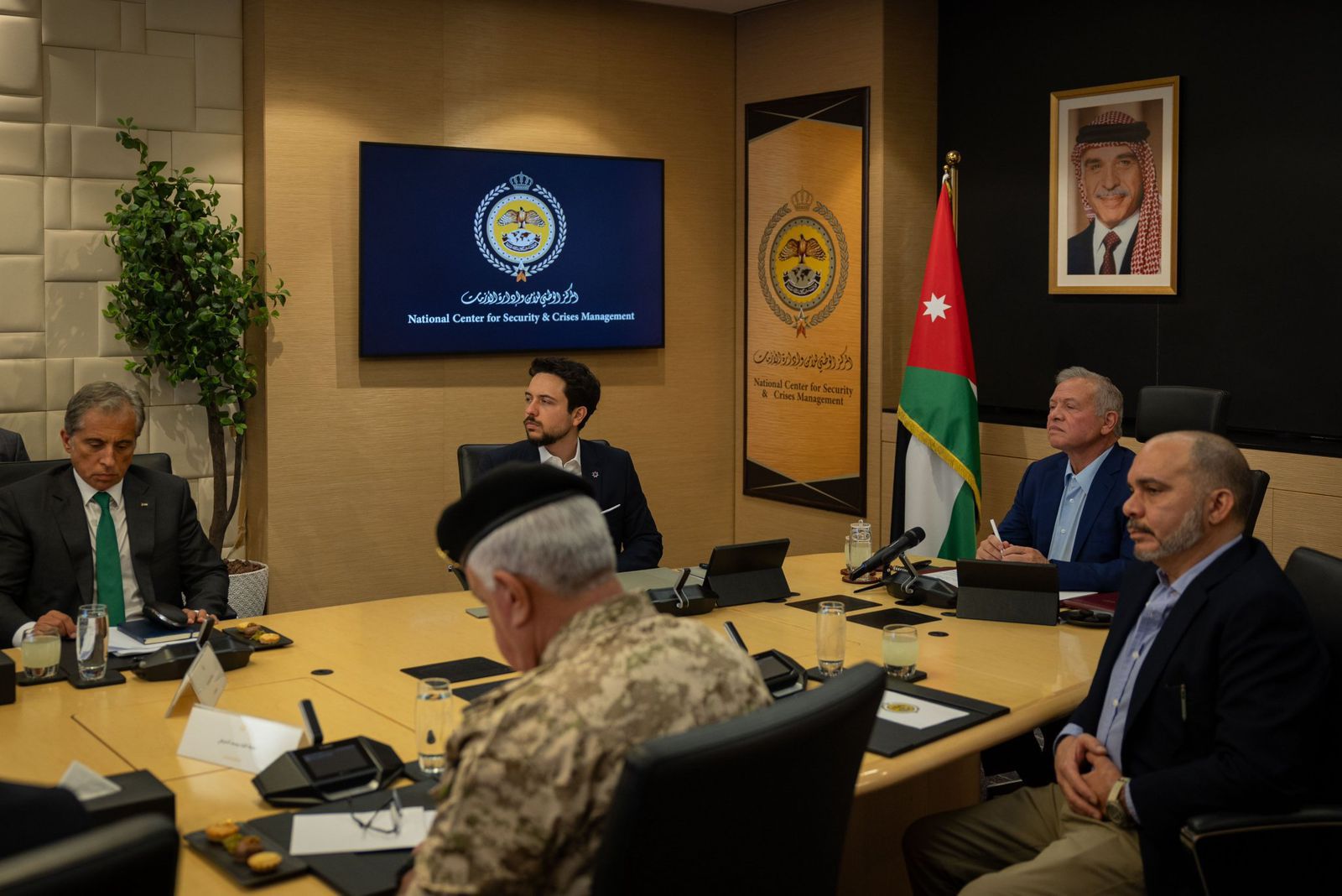 الملك يتابع جاهزية مؤسسات الدولة للتعامل مع تبعات الهجوم الإسرائيلي على إيران
