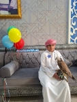 تحقيق أمنية تُسعد الطفل عبدالله بمنحه صقراً يُحقّق حلم طفولته