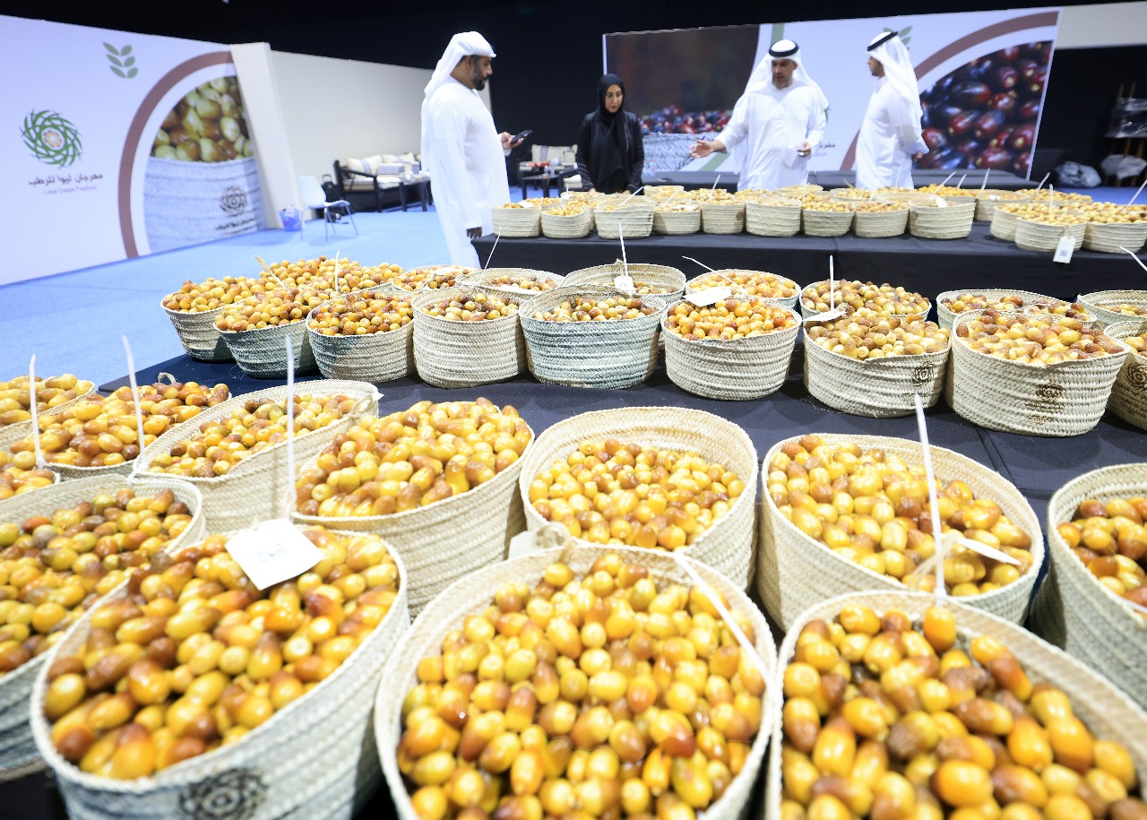مهرجان ليوا للرطب يتوج الفائزين في مزاينة الدباس