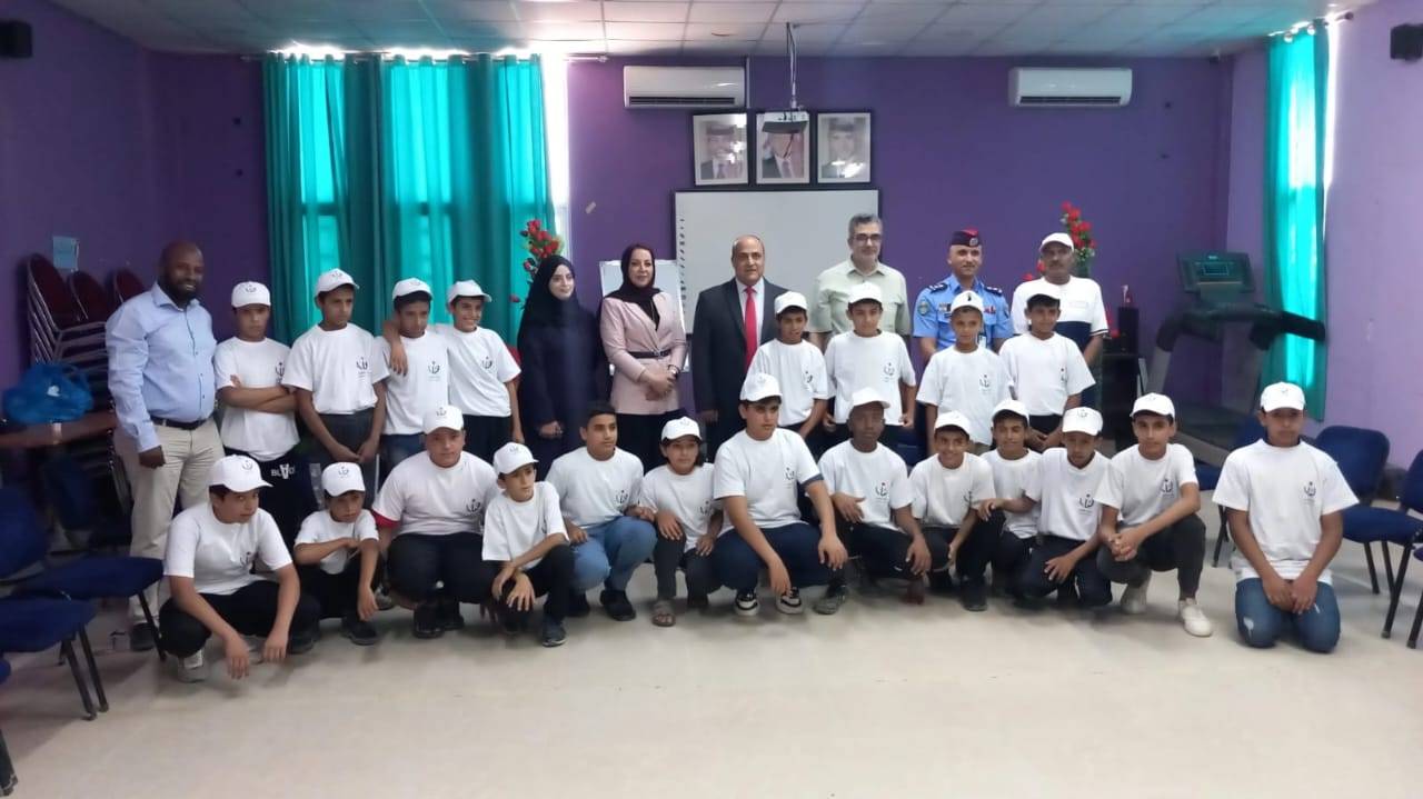 انطلاق معسكر النشاط الرياضي والبدني في مركز شباب وشابات الظليل