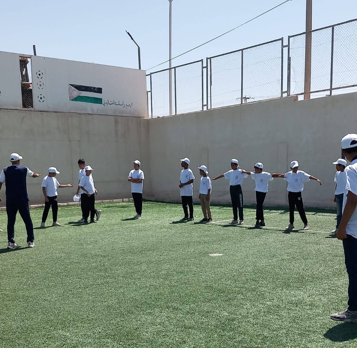 انطلاق معسكر النشاط الرياضي والبدني في مركز شباب وشابات الظليل