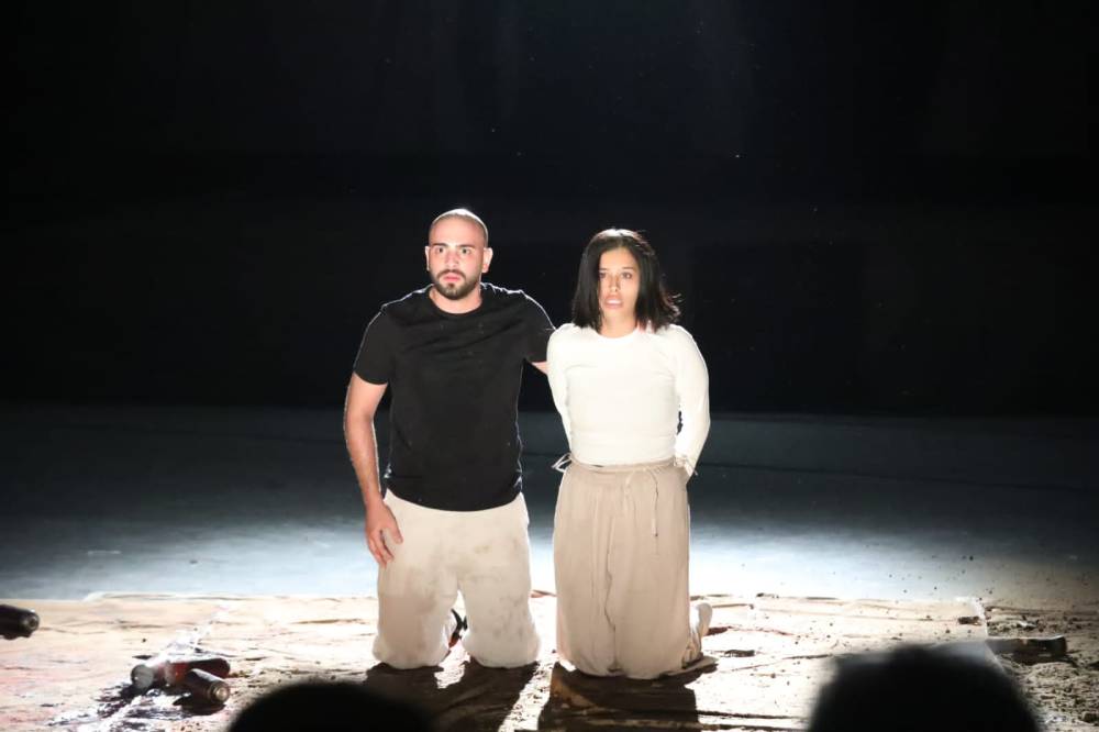 “أوار خامدة”صراع الإنسان مع ذاته وحياة زوجية على حافة الفناء