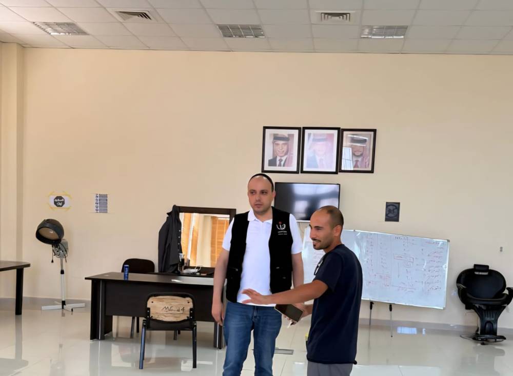 وزير الشباب يتفقد مراكز الشباب في البادية الشمالية الشرقية 