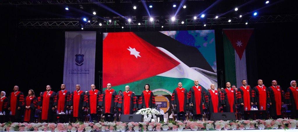 بالصور ... الأميرة آية بنت فيصل ترعى اليوم الأول لإحتفال عمان الأهلية بتخريج طلبتها للفصل الثاني من الفوج 32