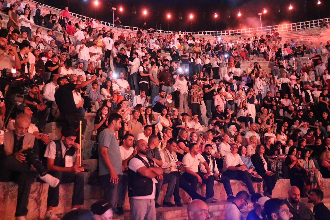 زيتون يفتتح أولى أمسيات المسرح الجنوبي في جرش 39