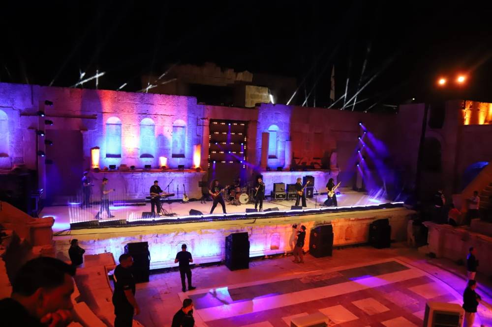 فرقة OCTAVE الأردنية تقدم إيقاعات معاصرة على المسرح الشمالي بجرش والسودان حاضرة بالثقافة النوبية