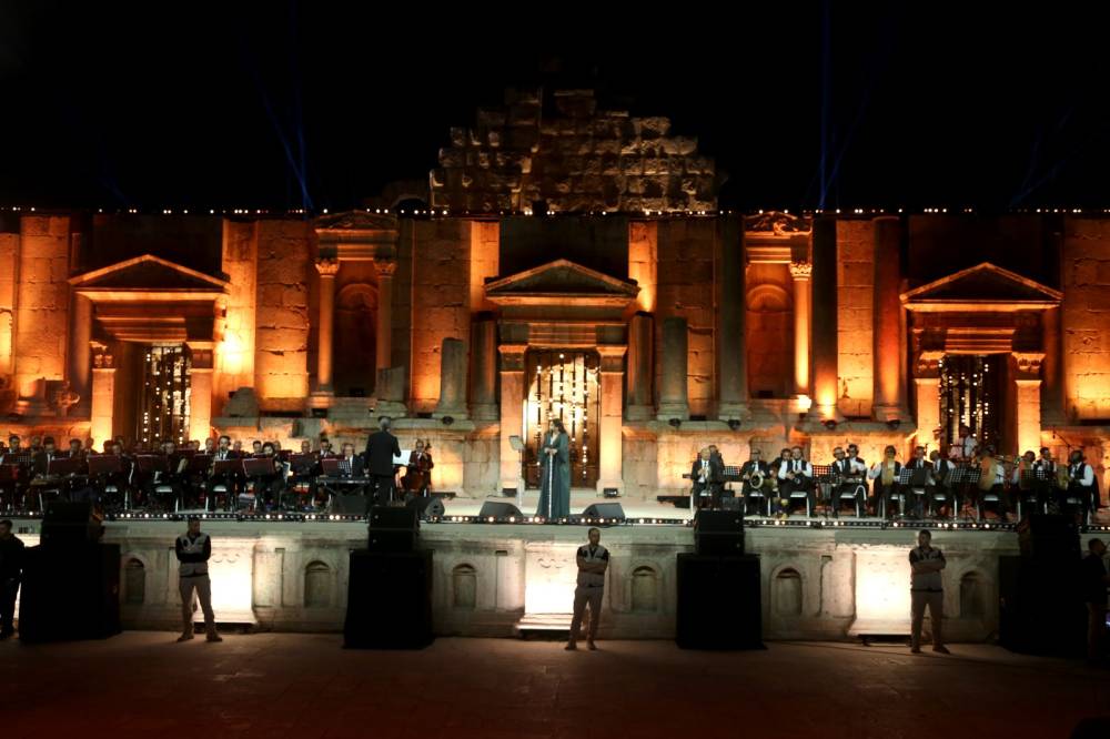 في ليلة الـ أحلام.. الجنوبي يعبق بعطر الخليج