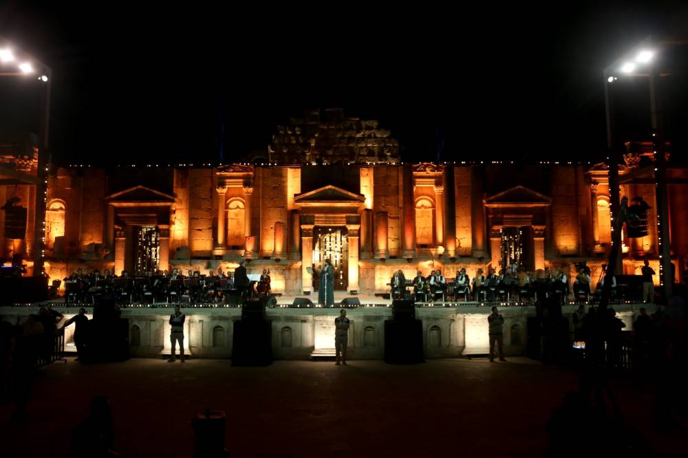 في ليلة الـ أحلام.. الجنوبي يعبق بعطر الخليج