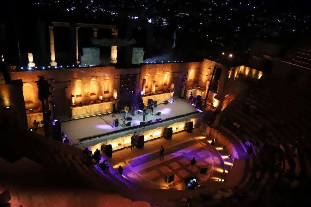 فرقة OCTAVE الأردنية تقدم إيقاعات معاصرة على المسرح الشمالي بجرش والسودان حاضرة بالثقافة النوبية