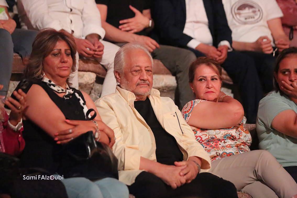 ميادة الحناوي تعيد زمن الفن الجميل إلى المسرح الجنوبي