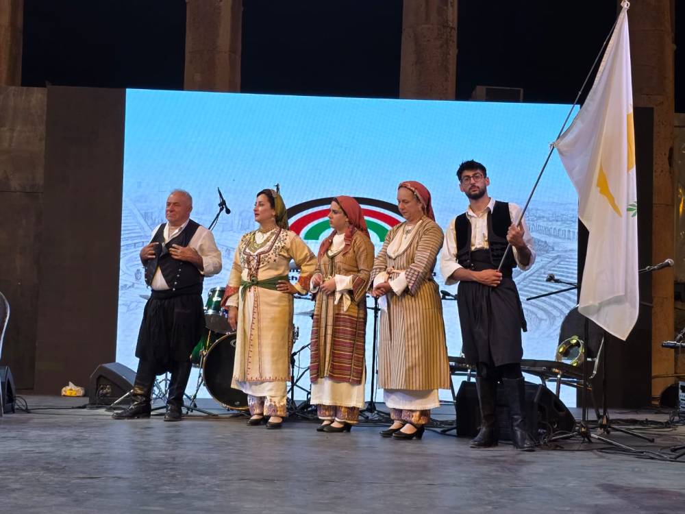 مسرح الساحة الرئيسية في جرش يتزين بالأصالة والتراث واختلاف الثقافات