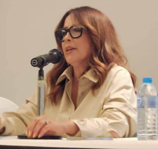 في ندوة على هامش مهرجان المونودراما ضمن فعاليات جرش 39 تقلا شمعون تُقارب بين دفء الخشبة وبرودة العدسة