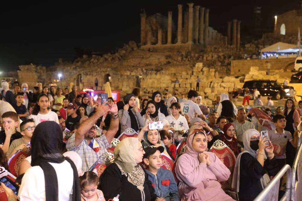 فعاليات متنوعة على الساحة الرئيسية تجمع بين التراث والفن المعاصر في رحاب جرش